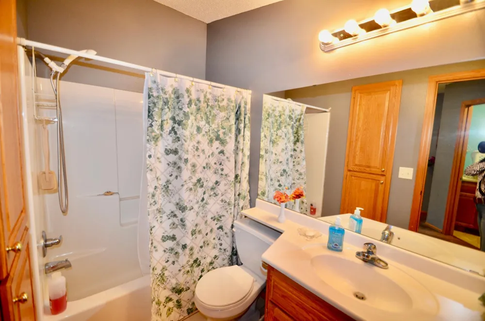 835 Village Avenue Sartell, MN 56377