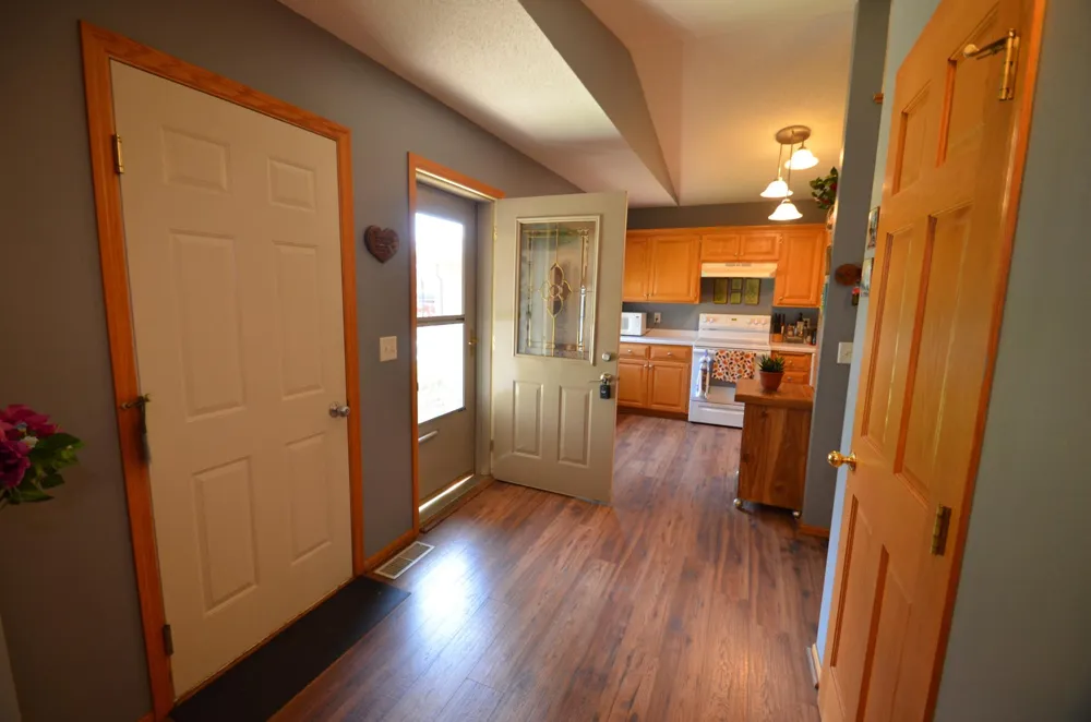 835 Village Avenue Sartell, MN 56377