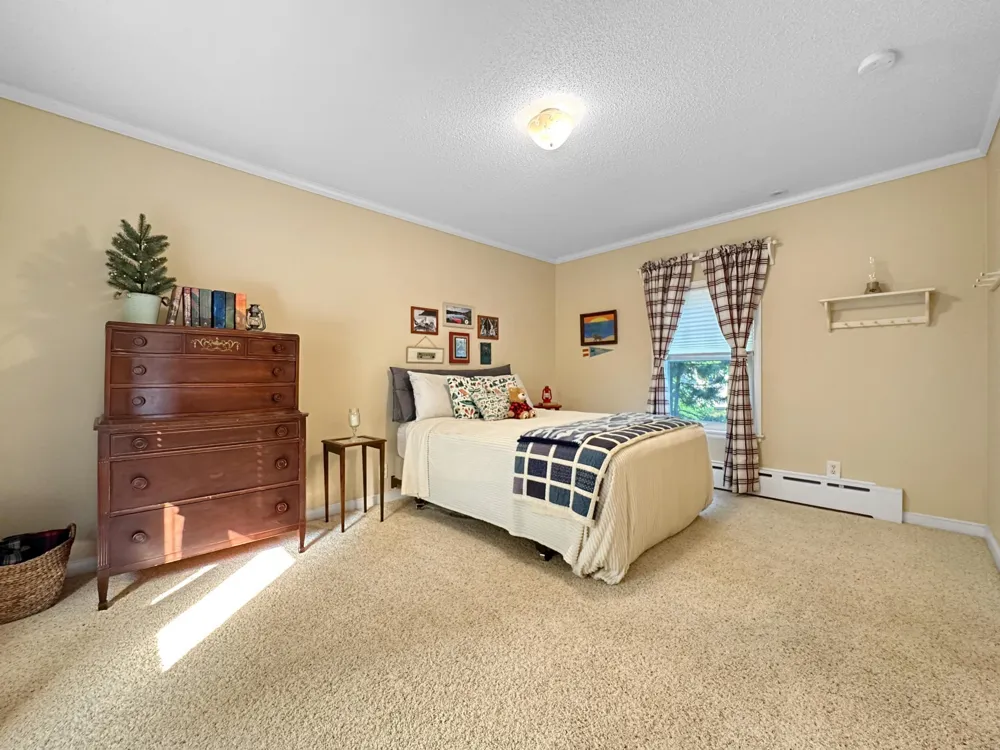 251 W Lake Street Excelsior, MN 55331