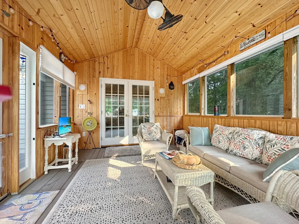 251 W Lake Street Excelsior, MN 55331