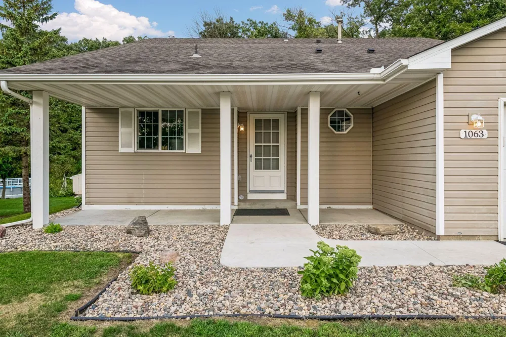 1063 Meadow Street Cologne, MN 55322