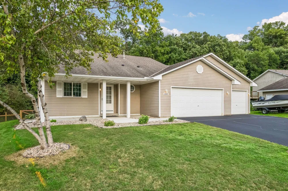 1063 Meadow Street Cologne, MN 55322