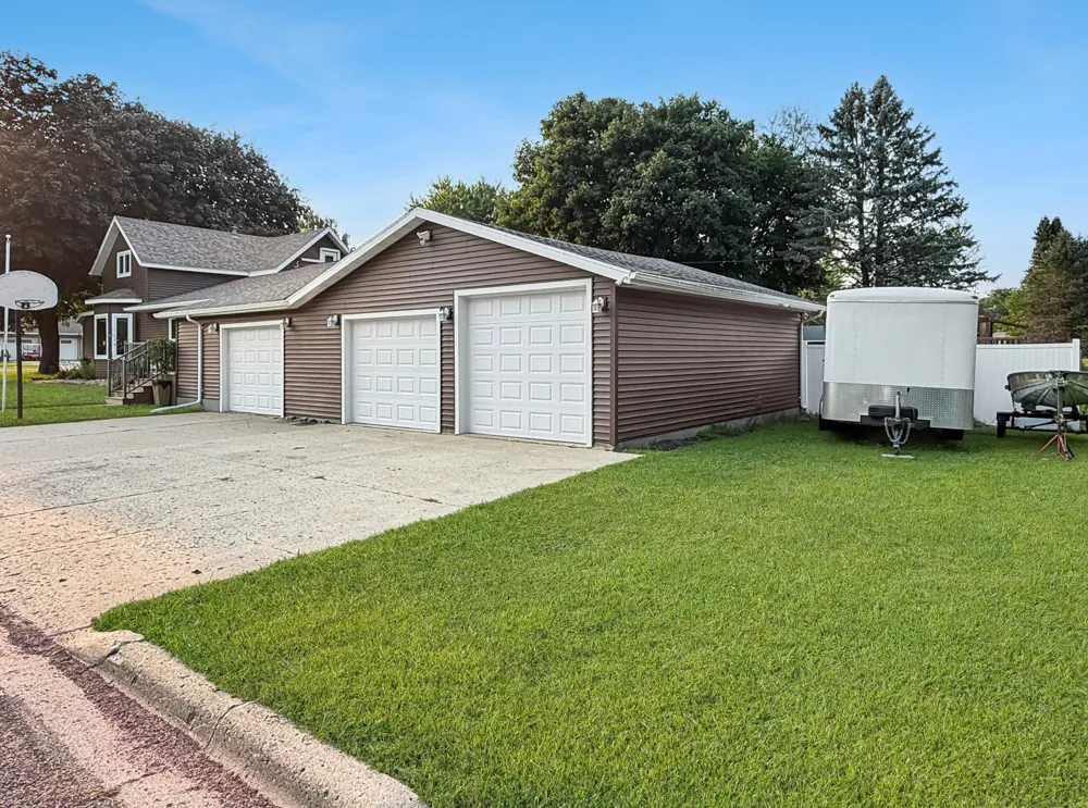 509 S Lake Street Sherburn, MN 56171