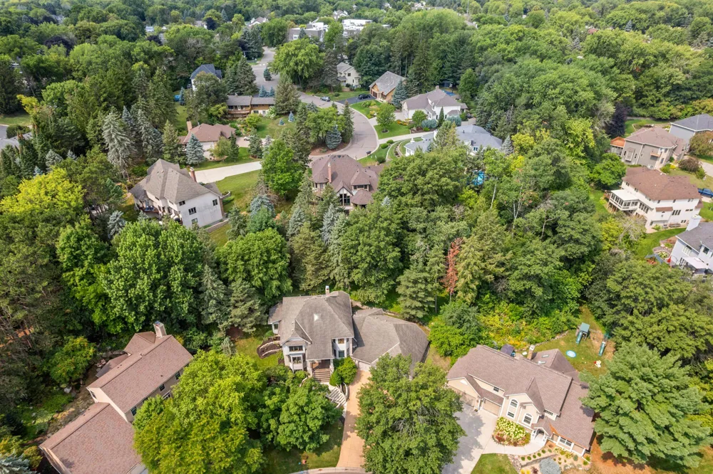 655 Evergreen Circle Shoreview, MN 55126