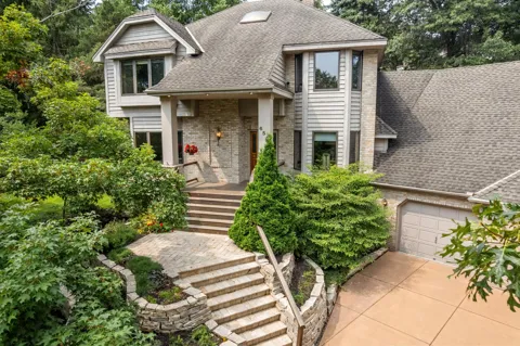 655 Evergreen Circle