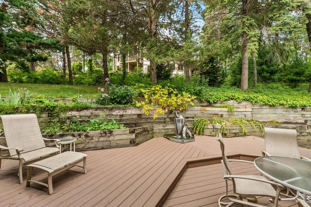 655 Evergreen Circle Shoreview, MN 55126
