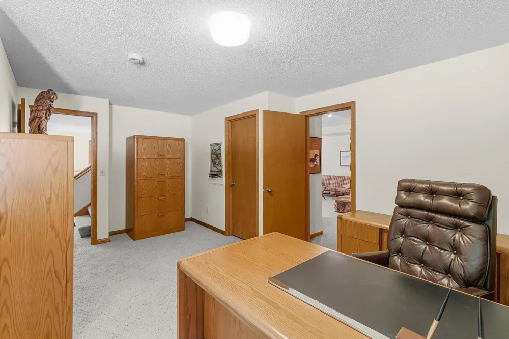 655 Evergreen Circle Shoreview, MN 55126