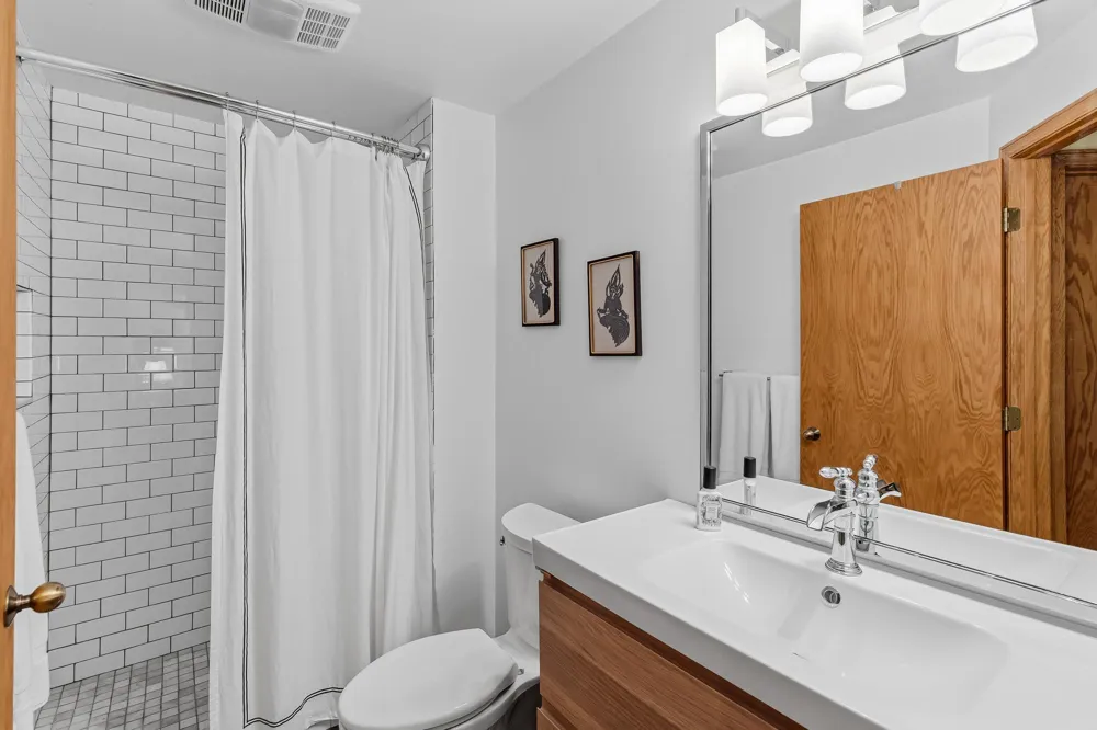 655 Evergreen Circle Shoreview, MN 55126