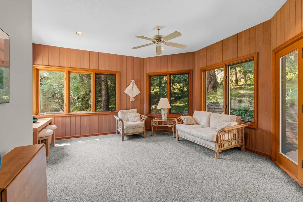 655 Evergreen Circle Shoreview, MN 55126