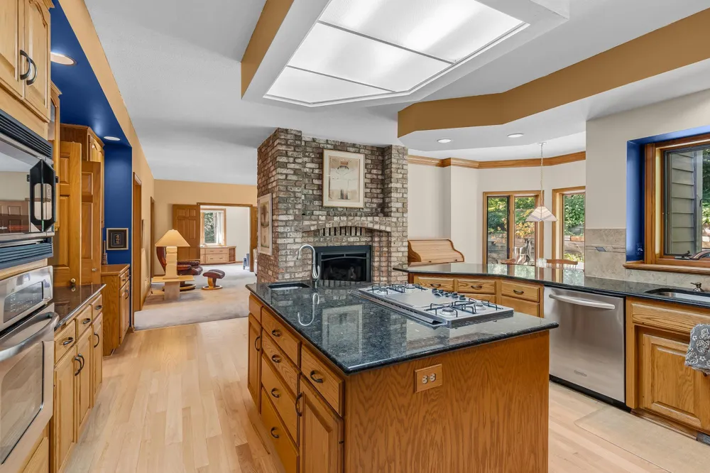 655 Evergreen Circle Shoreview, MN 55126