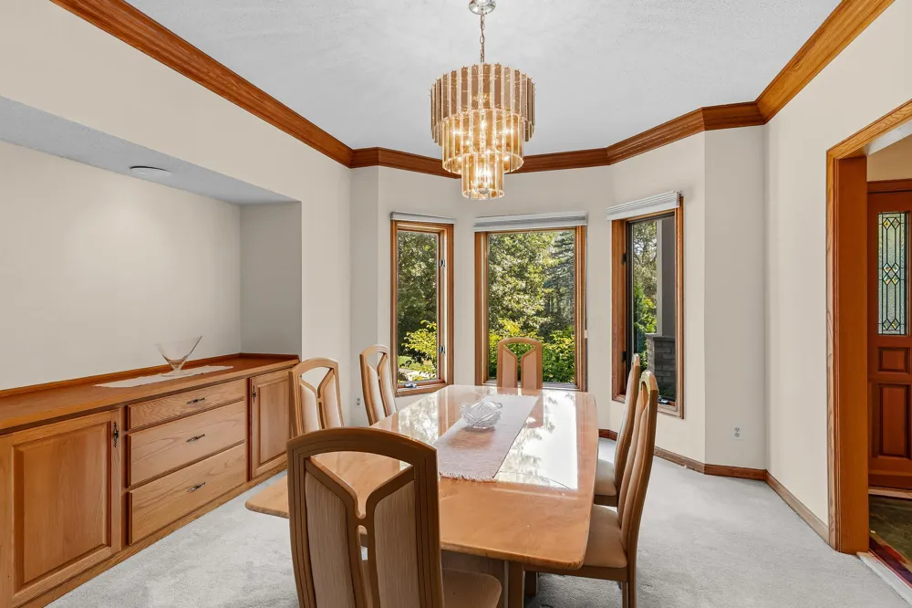 655 Evergreen Circle Shoreview, MN 55126