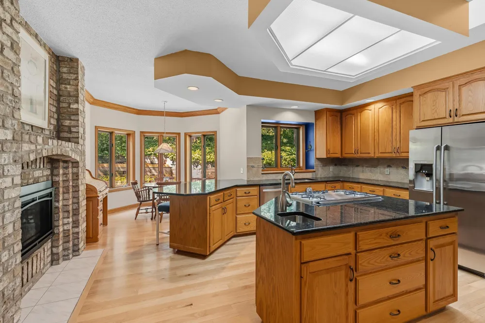655 Evergreen Circle Shoreview, MN 55126