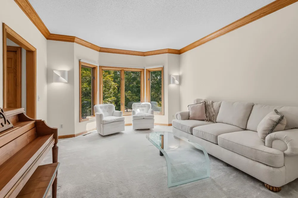 655 Evergreen Circle Shoreview, MN 55126