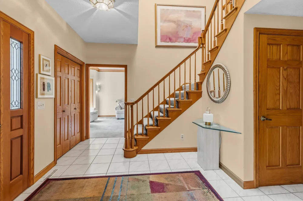 655 Evergreen Circle Shoreview, MN 55126