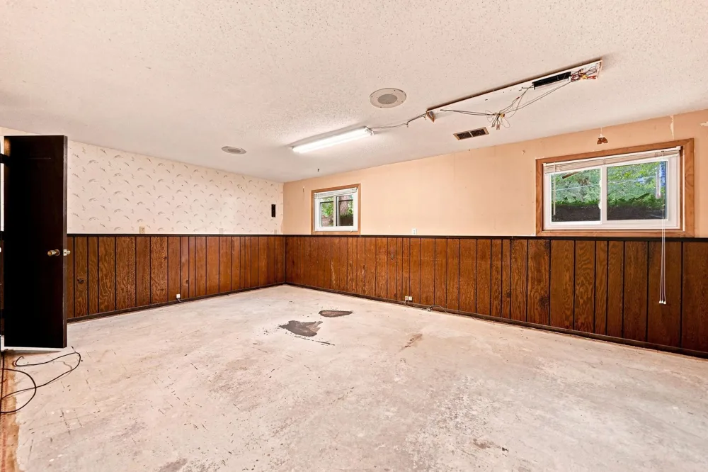 2527 Interlachen Drive Stillwater, MN 55082
