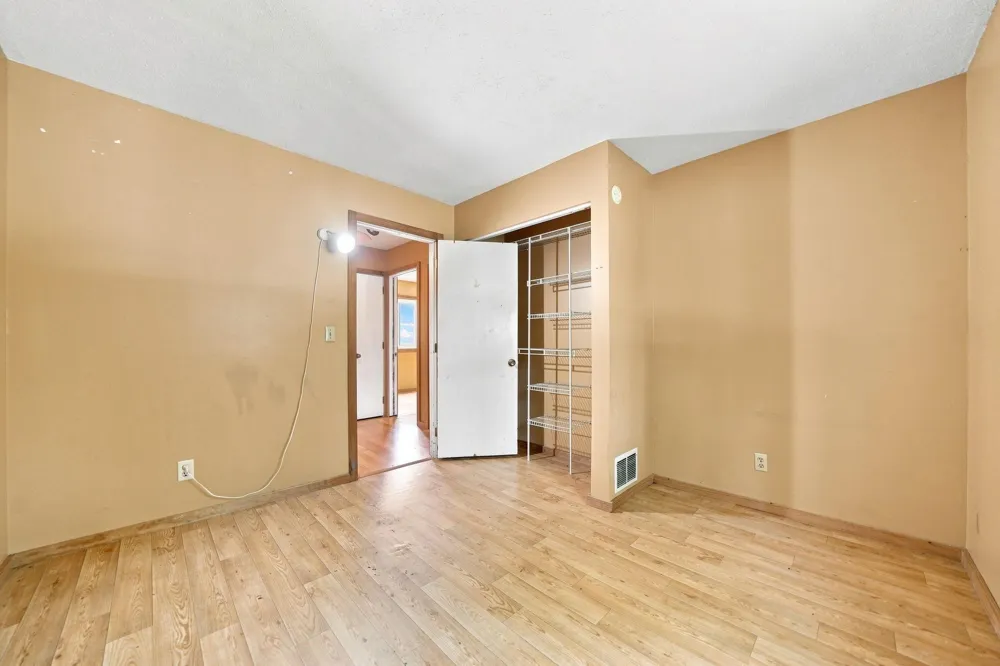 2527 Interlachen Drive Stillwater, MN 55082