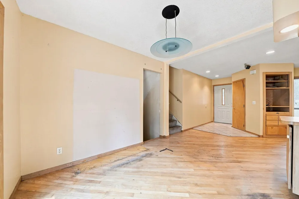 2527 Interlachen Drive Stillwater, MN 55082
