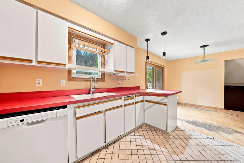 2527 Interlachen Drive Stillwater, MN 55082