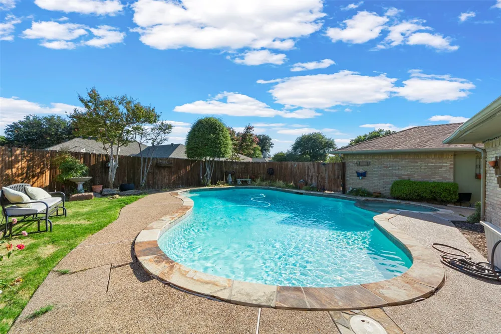 1116 Windsong Trail Richardson, TX 75081