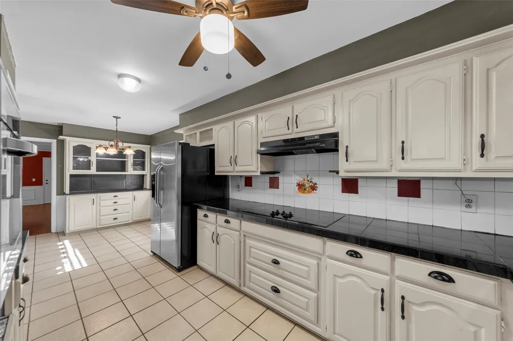 1116 Windsong Trail Richardson, TX 75081