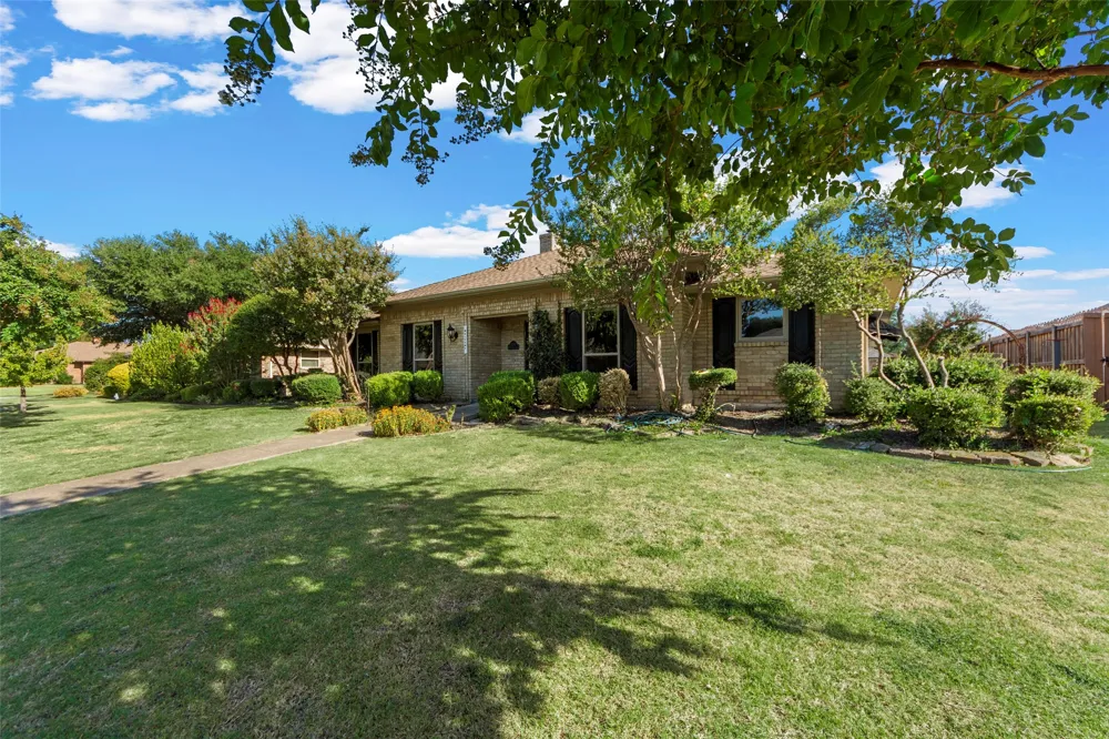 1116 Windsong Trail Richardson, TX 75081