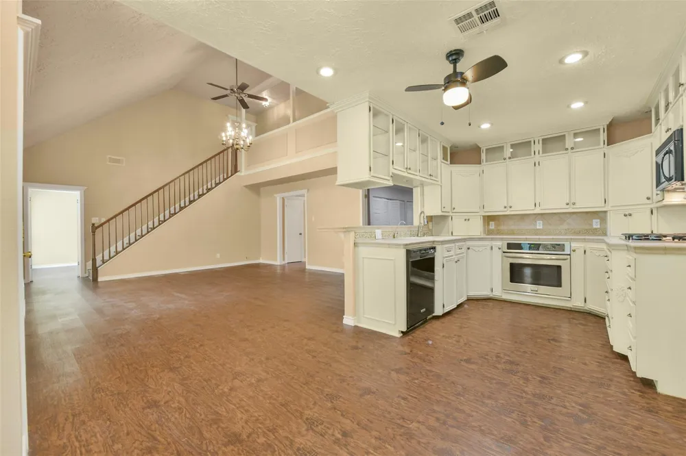 513 S Crockett Street Deer Park, TX 77536