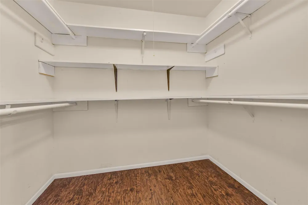 513 S Crockett Street Deer Park, TX 77536