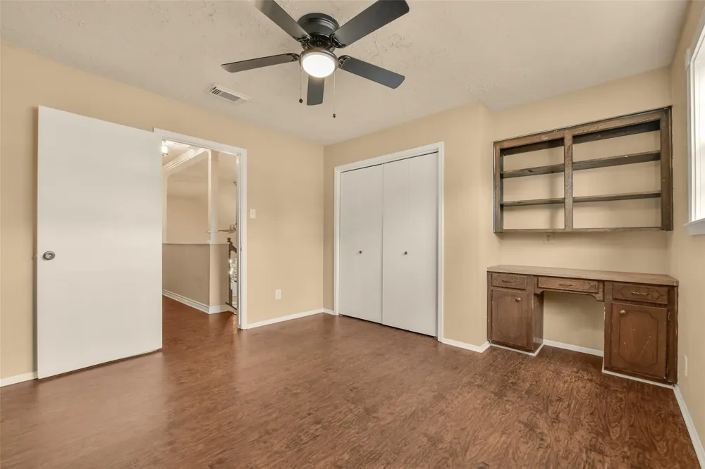 513 S Crockett Street Deer Park, TX 77536