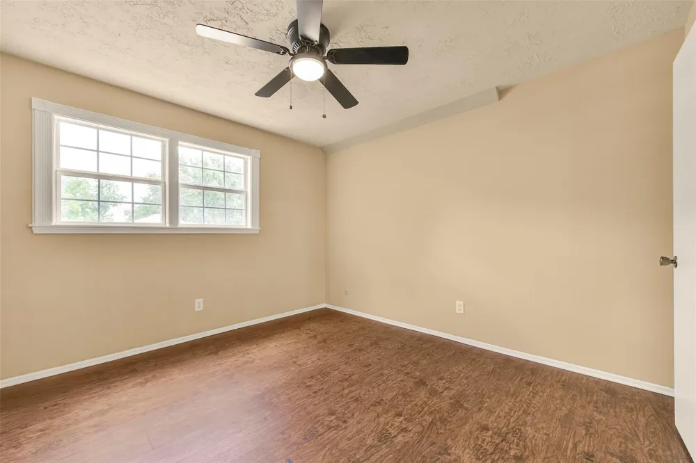513 S Crockett Street Deer Park, TX 77536