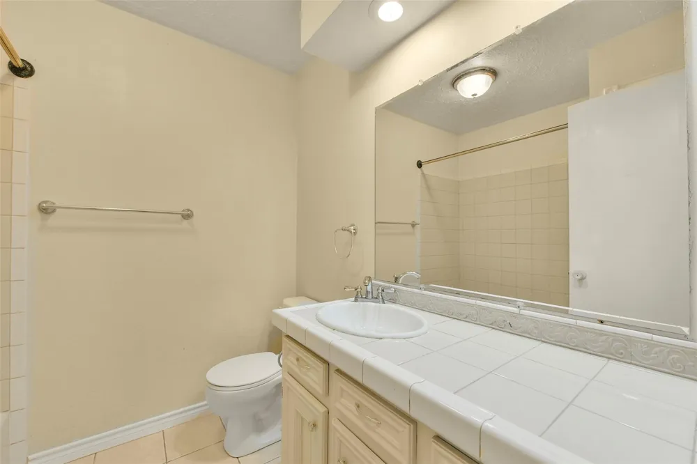 513 S Crockett Street Deer Park, TX 77536