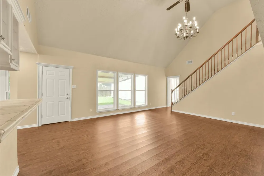 513 S Crockett Street Deer Park, TX 77536