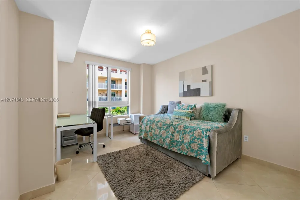 7355 SW 89 St #728N Miami, FL 33156