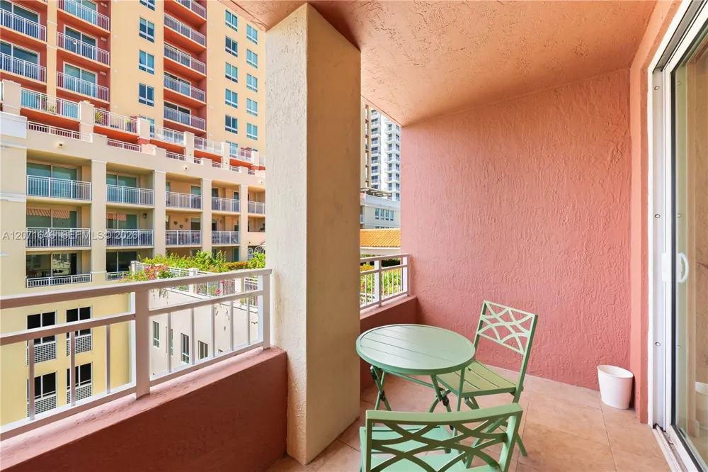7355 SW 89 St #728N Miami, FL 33156