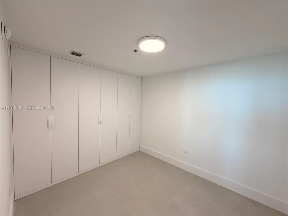 244 Biscayne Blvd #3903 Miami, FL 33132