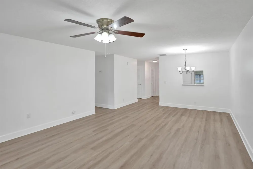1050 NW 87TH AVENUE #B141 Plantation, FL 33322