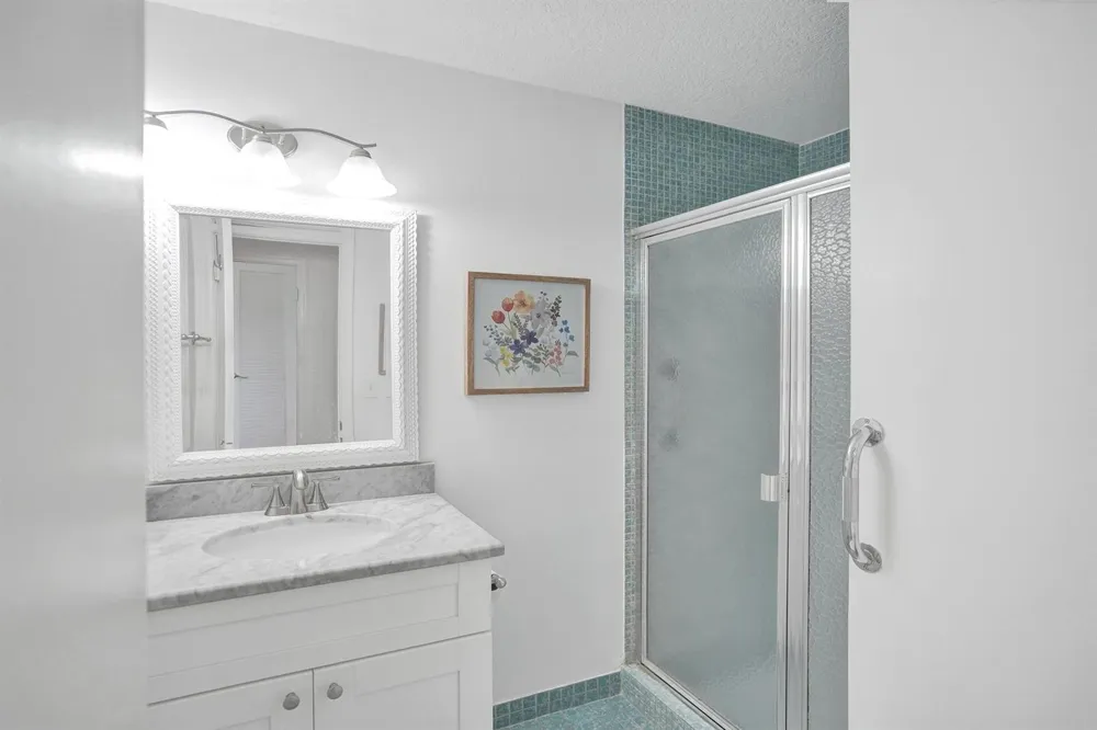 1050 NW 87TH AVENUE #B141 Plantation, FL 33322