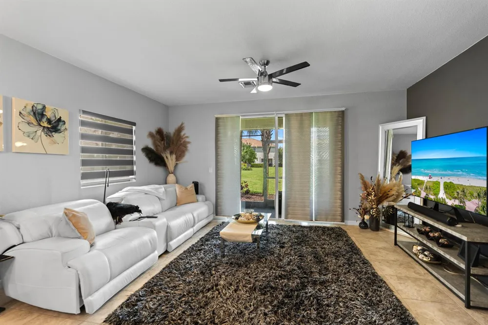 1182 Paisley Court Lake Worth, FL 33461