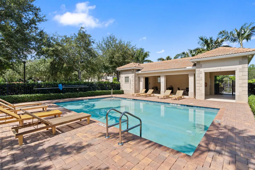 1182 Paisley Court Lake Worth, FL 33461