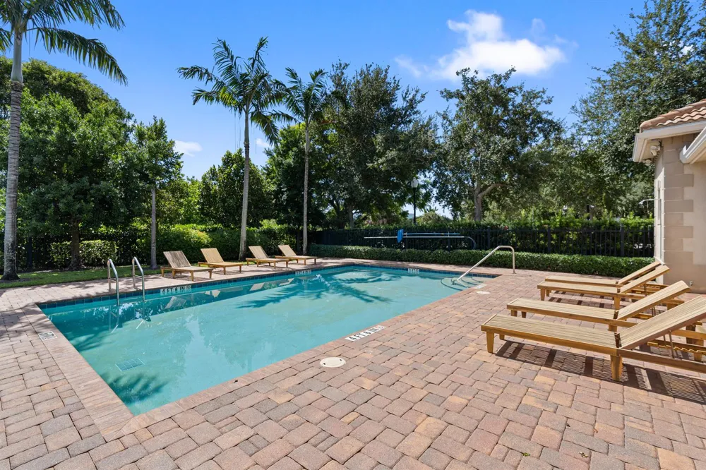 1182 Paisley Court Lake Worth, FL 33461