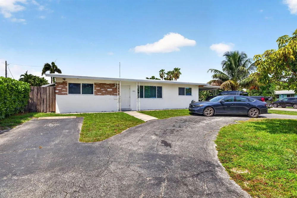 1501 NW 41ST STREET Oakland Park, FL 33309