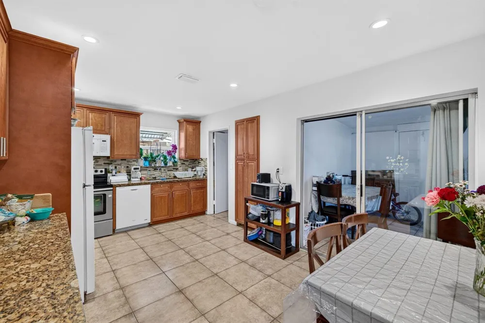 1501 NW 41ST STREET Oakland Park, FL 33309