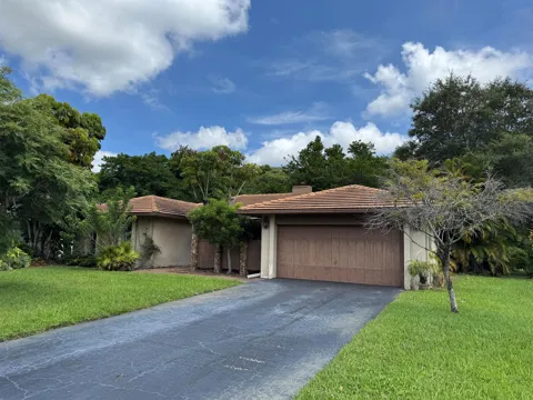 11287 Woodchuck Lane