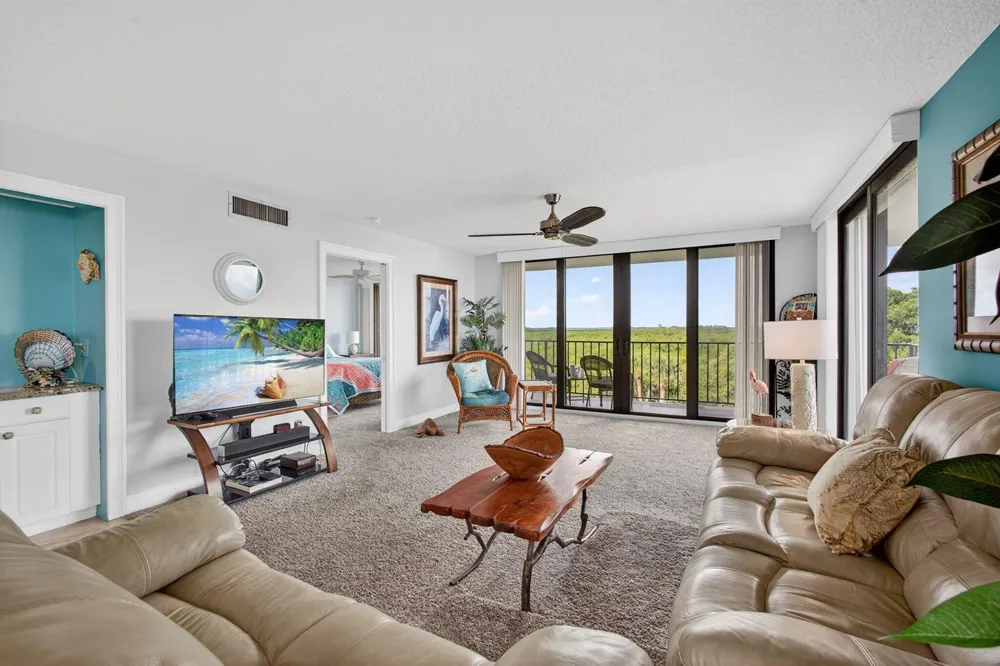 5059 Hwy A1A #406 Fort Pierce, FL 34949