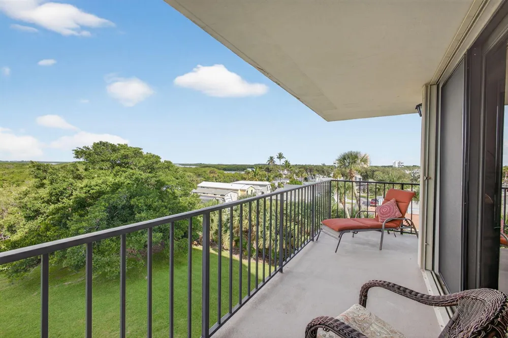 5059 Hwy A1A #406 Fort Pierce, FL 34949