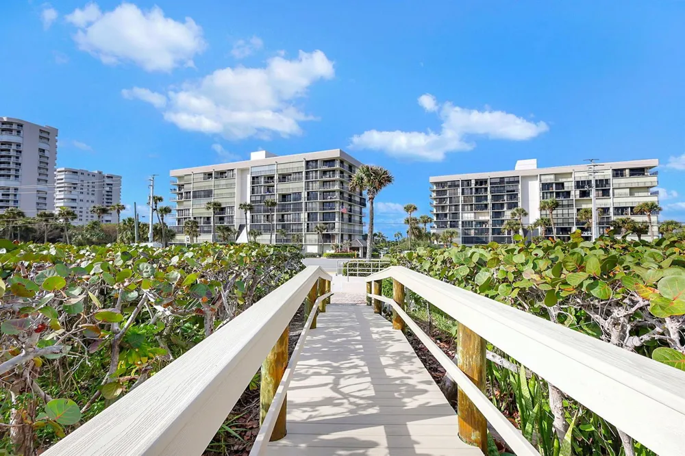 5059 Hwy A1A #406 Fort Pierce, FL 34949