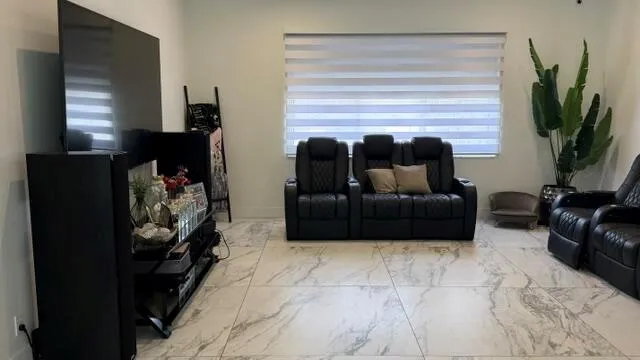 132 NOTTINGHAM ROAD Royal Palm Beach, FL 33411
