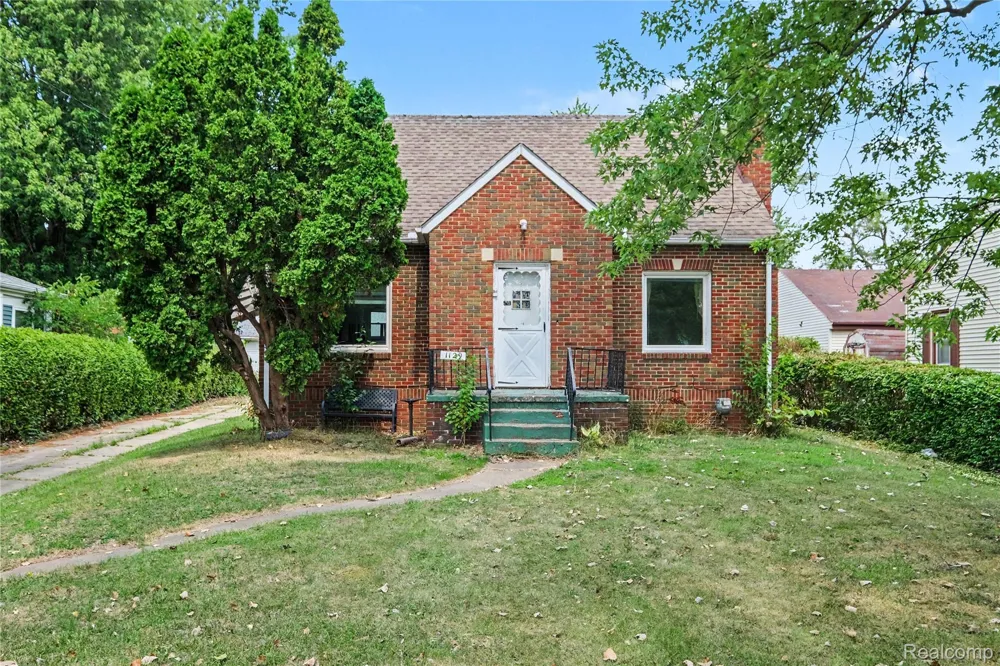 1129 E Bristol Road Burton City, MI 48529