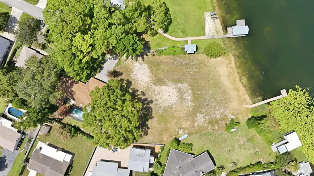 1810 PINEWAY COURT Mount Dora, FL 32757
