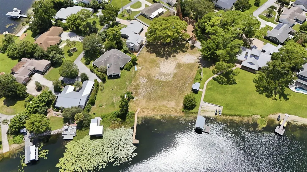 1810 PINEWAY COURT Mount Dora, FL 32757