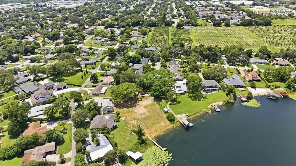 1810 PINEWAY COURT Mount Dora, FL 32757